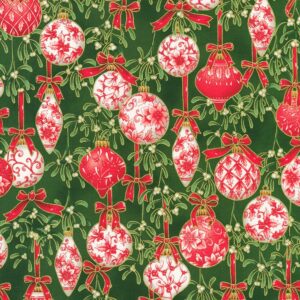 HOLIDAY FLOURISH-FESTIVE FINERY – PINE